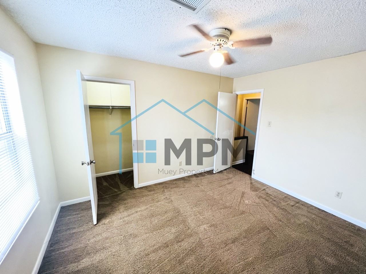 107 Jennifer Ln #D - Photo 4 of 10