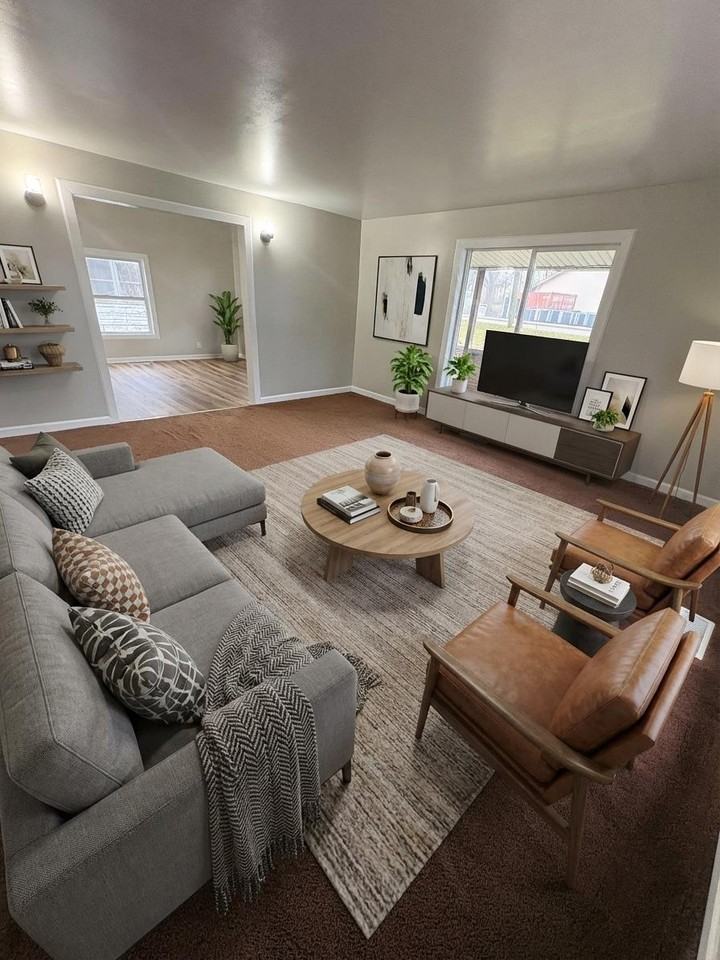 205 S Broadway St #1 - Photo 3 of 26