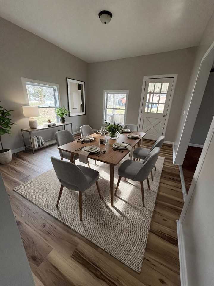 205 S Broadway St #1 - Photo 5 of 26