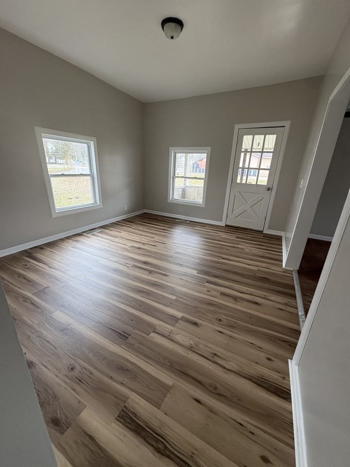 205 S Broadway St #1 - Photo 6 of 26