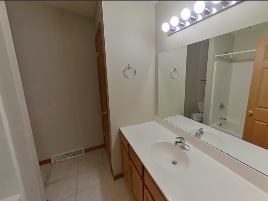 3907 Ledyard St #3907 - Photo 6 of 10