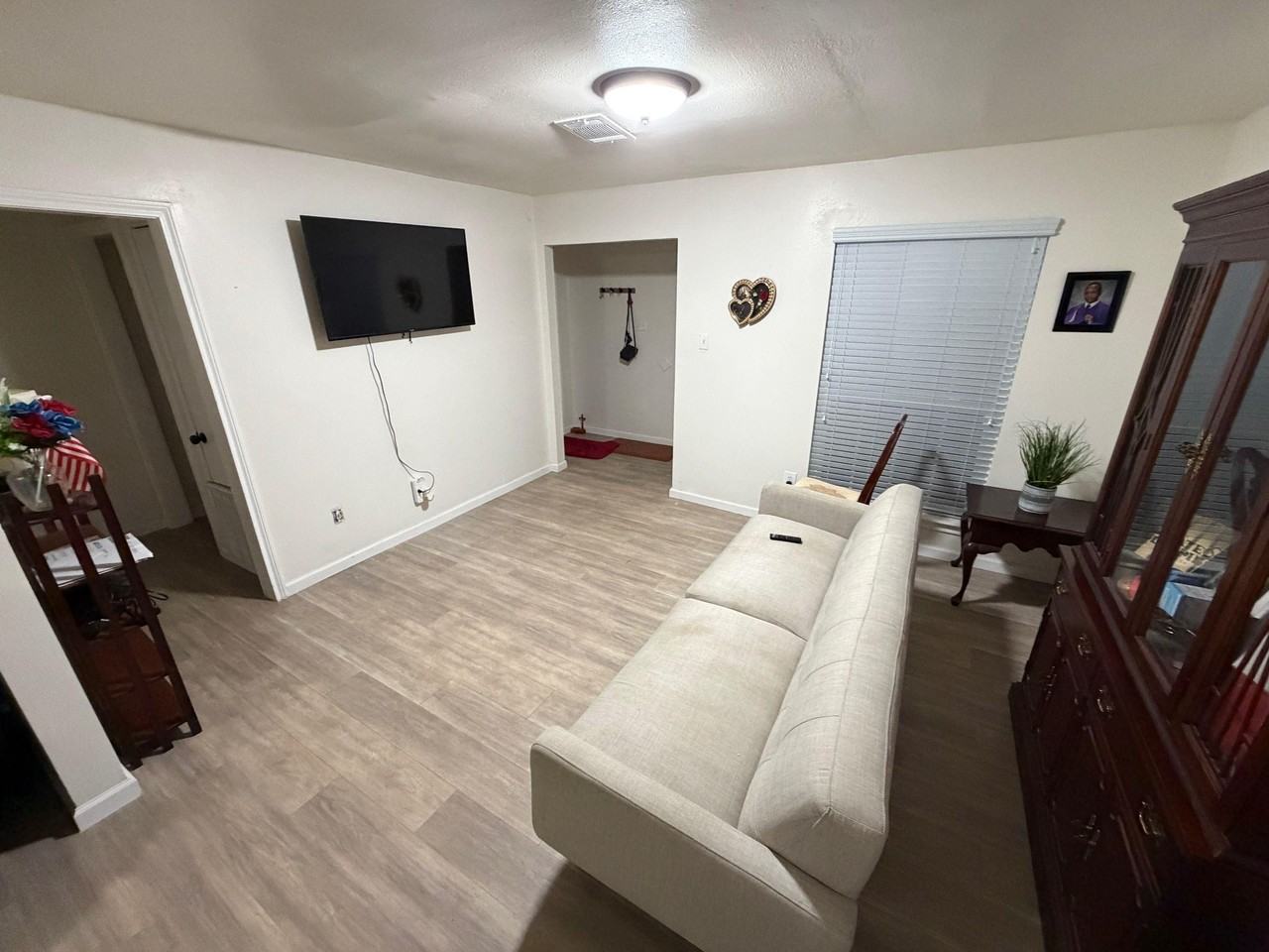 Wolbrook St - Photo 5 of 9