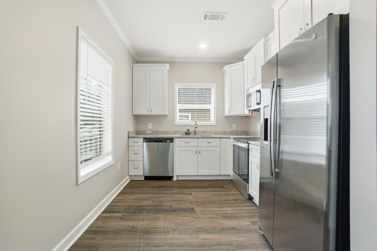 Pierce Ave Nw - Photo 3 of 18