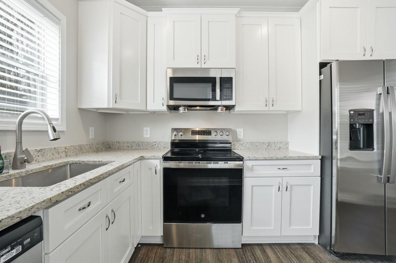 Pierce Ave Nw - Photo 4 of 18