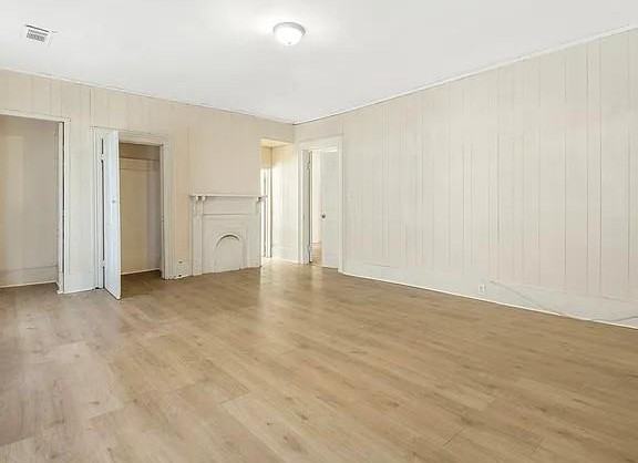 Ash St - Photo 2 of 17