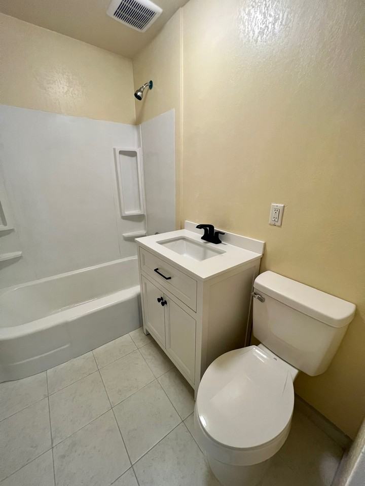 42 N 9th St #1 - Photo 6 of 30