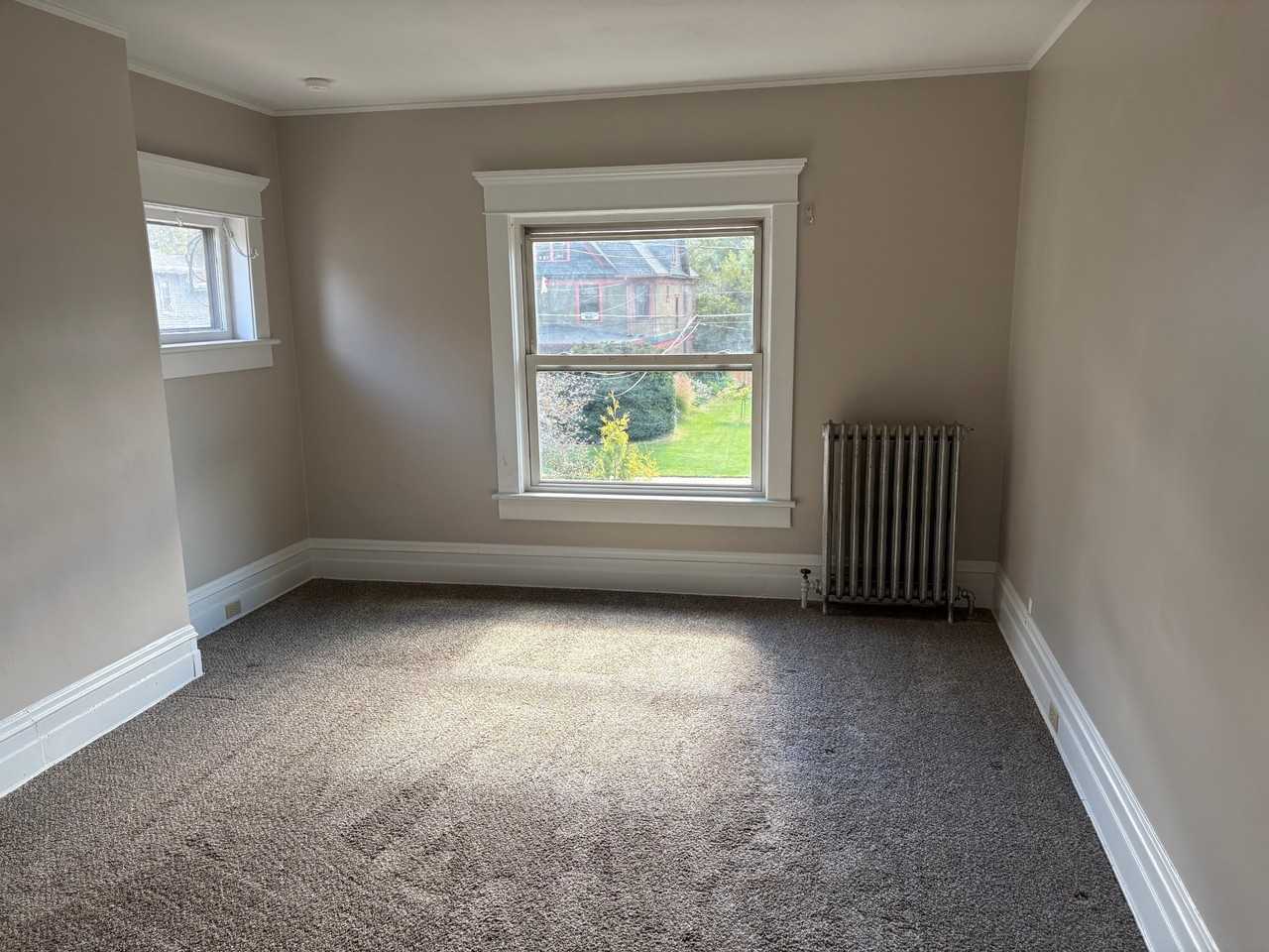 444 W 7th St #2 - Photo 2 of 7