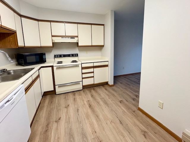 913 Acewood Blvd-105 #105 - Photo 4 of 21