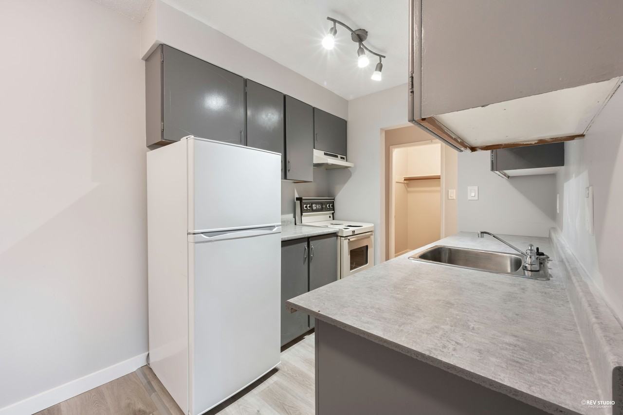 11933 223 Street - Photo 3 of 7