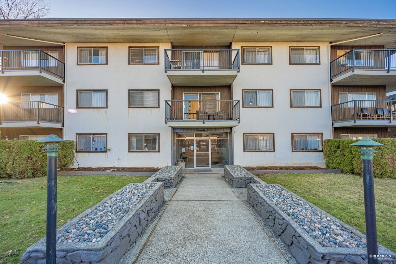 11933 223 Street - Photo 6 of 7