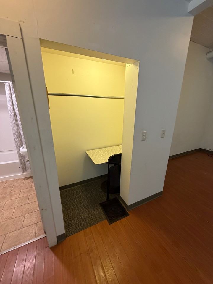 348 Clinton St #1 - Photo 3 of 4