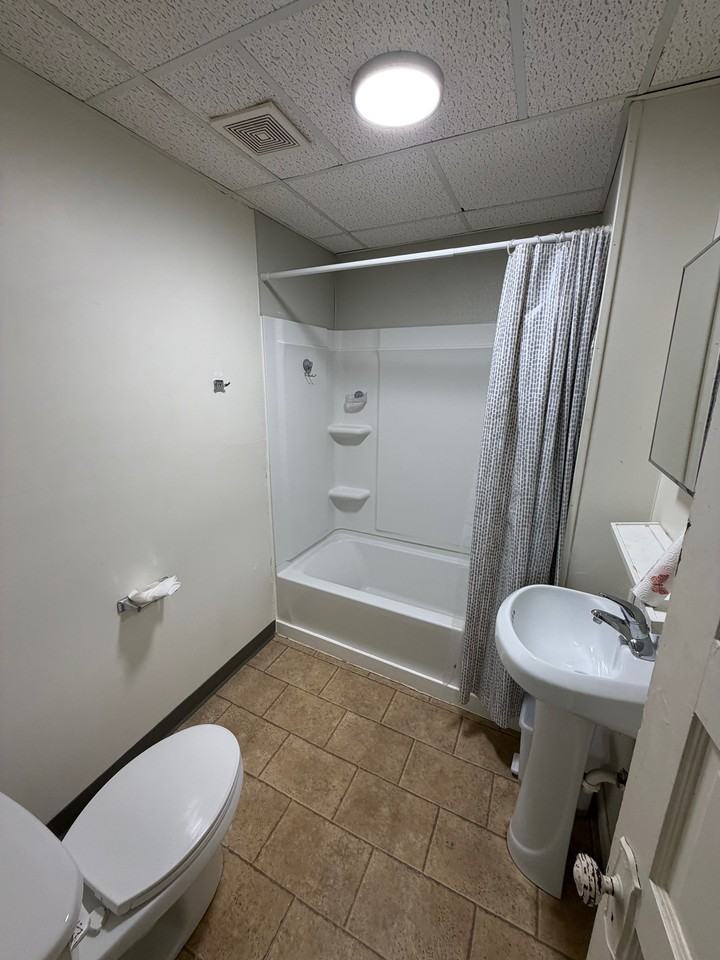 348 Clinton St #1 - Photo 4 of 4