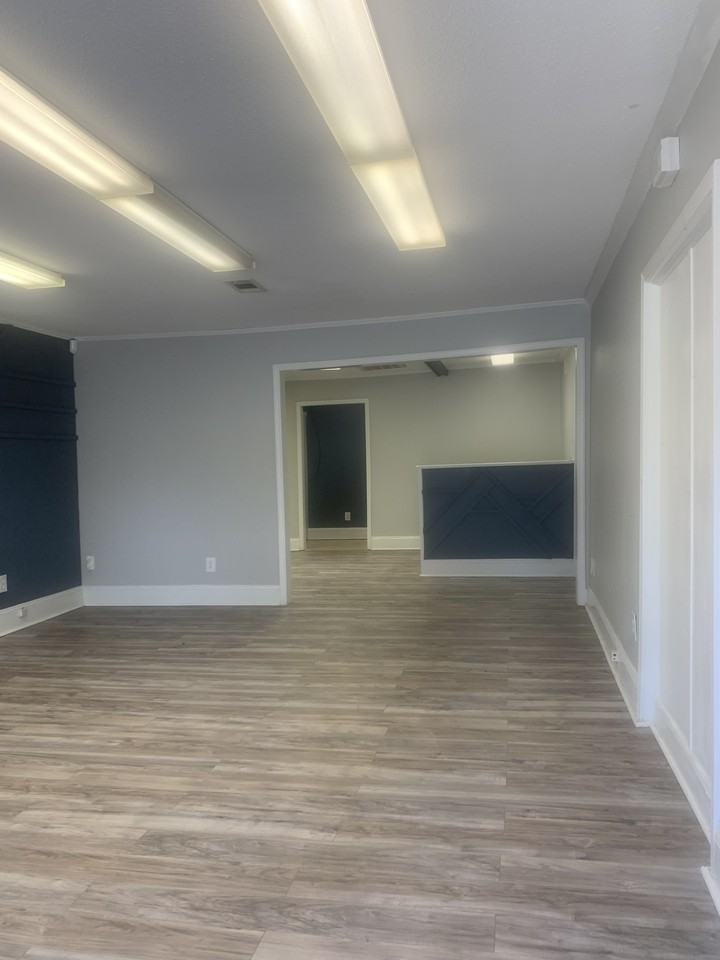 101 Winchester Ave #1 - Photo 2 of 9