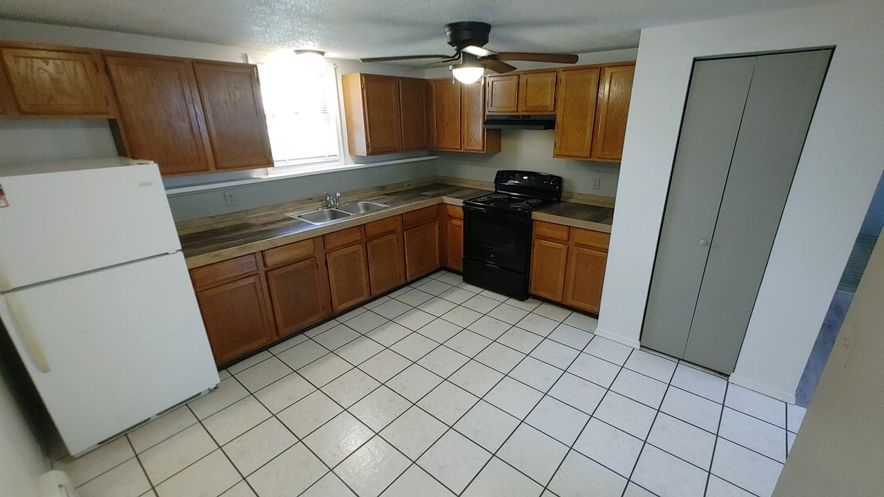 13 S Wayne St #104 - Photo 5 of 32