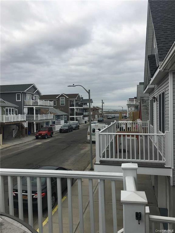 86 Minnesota Ave - Photo 5 of 10