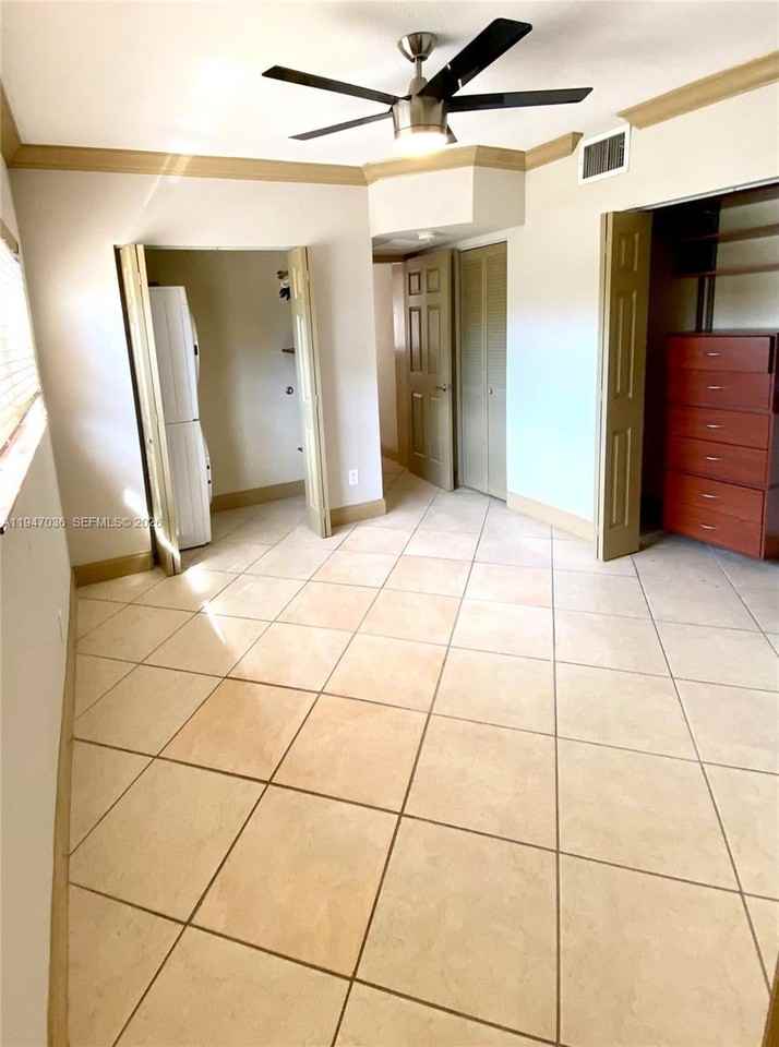 744 Ne 14th Ave - Photo 5 of 13