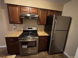 featured image of 4 Colonial Rd