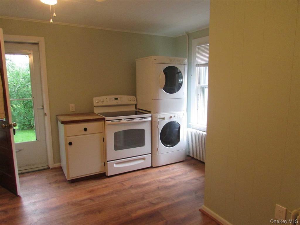 361 Route 376 1st Fl - Photo 4 of 18