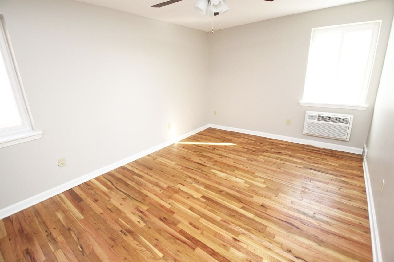 50 50 SUMNER AVENUEAPT 6 #A06 - Photo 7 of 9