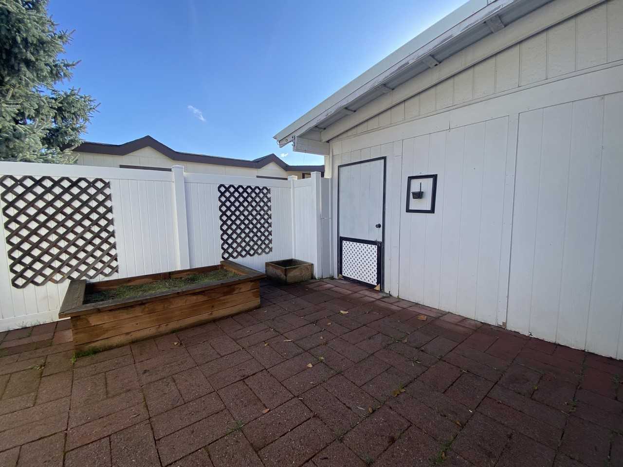 1827 W Westminster Ave - Photo 7 of 18