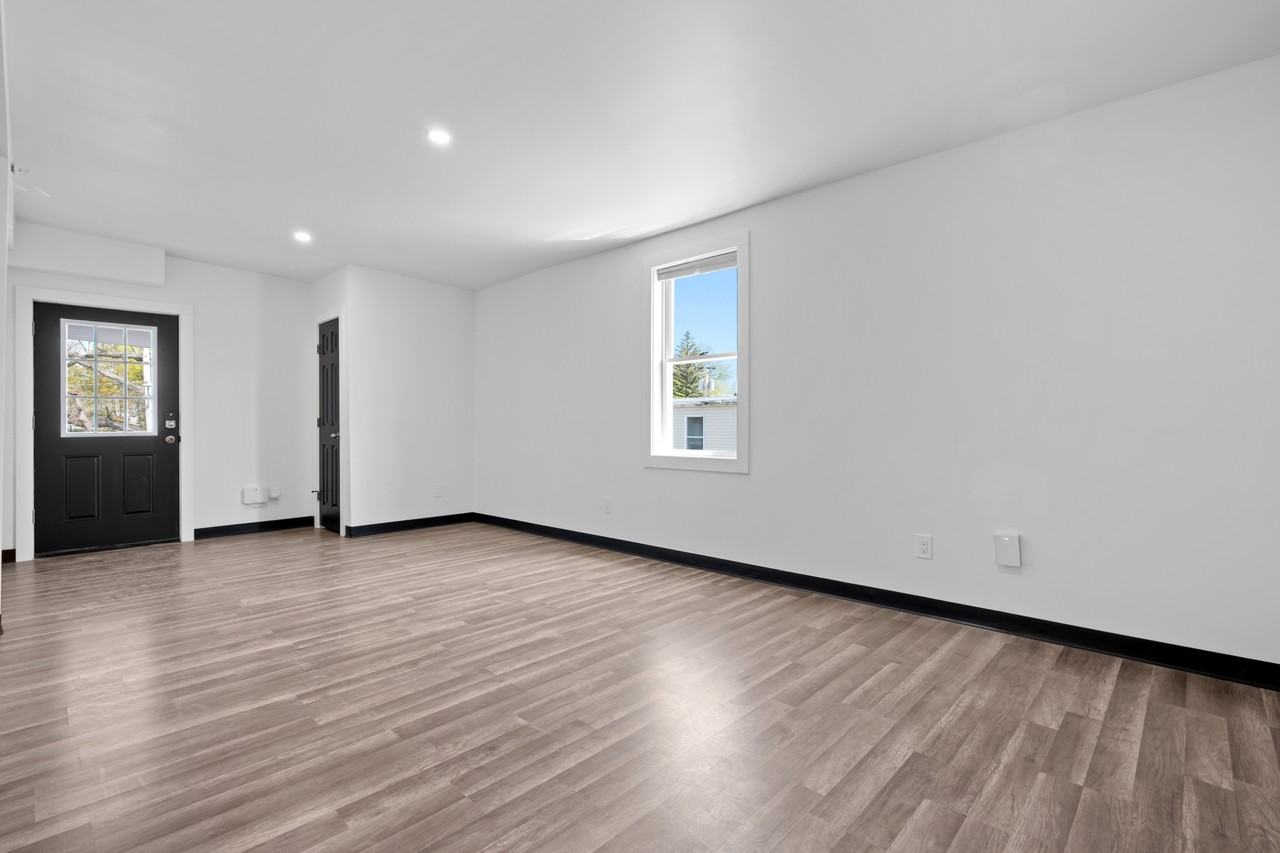 158 Pleasant Street - 8Building 2 #8 - Photo 6 of 21