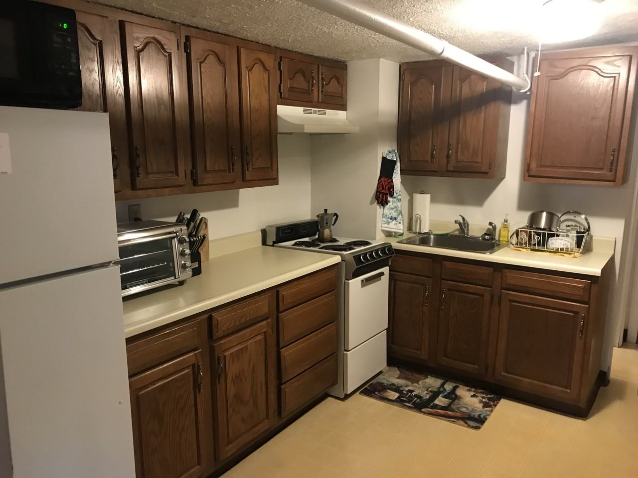 29 Cameron Ave #B - Photo 6 of 13