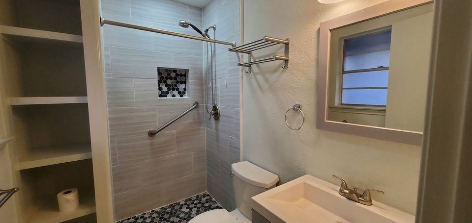 Ridgeway Circle - Photo 4 of 6