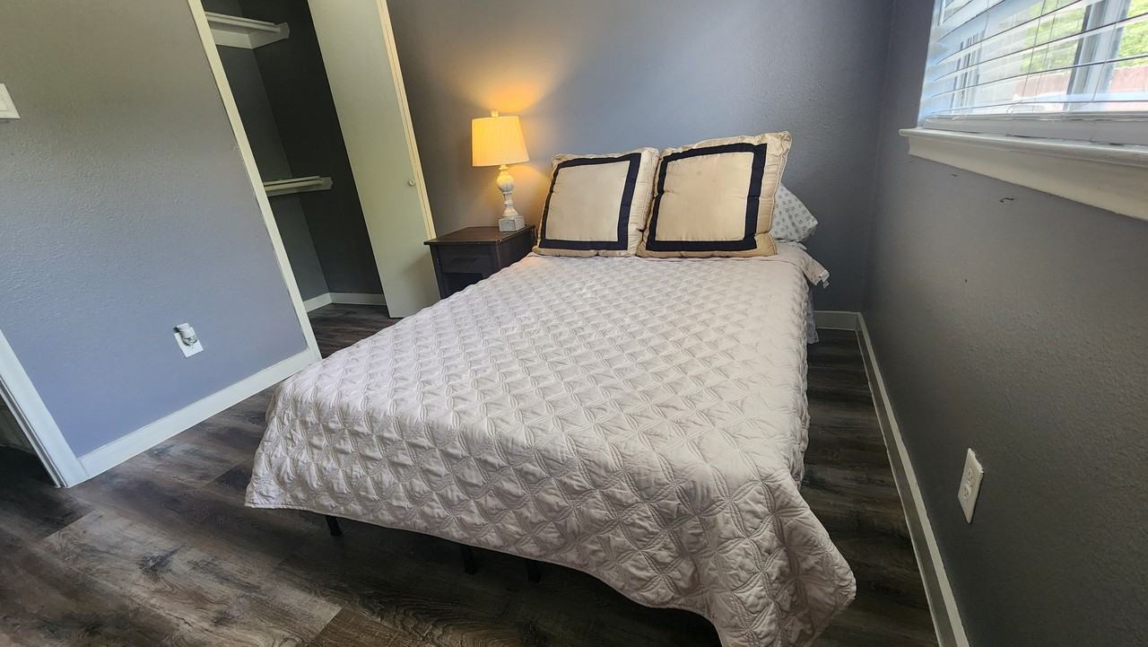 Ridgeway Circle - Photo 5 of 6