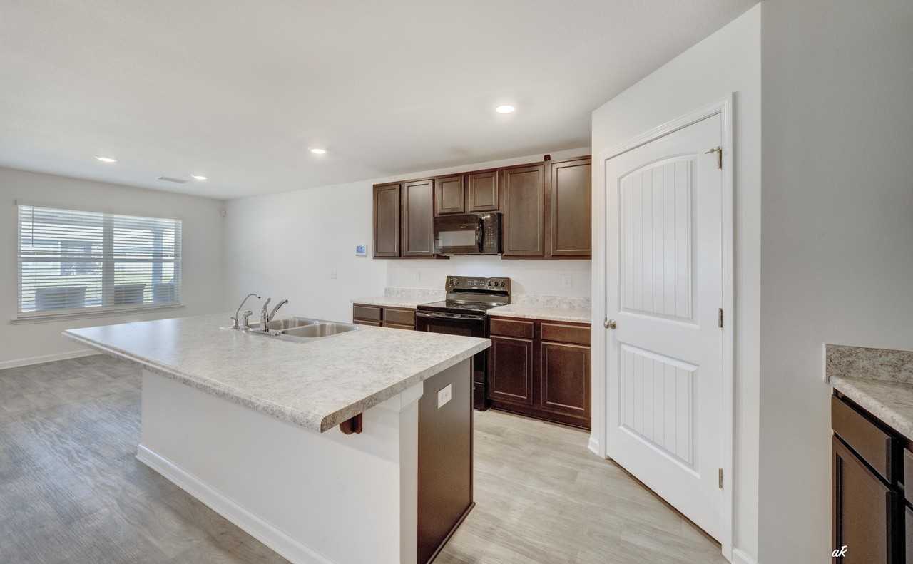 112 Red Bay Rd #1 - Photo 4 of 24