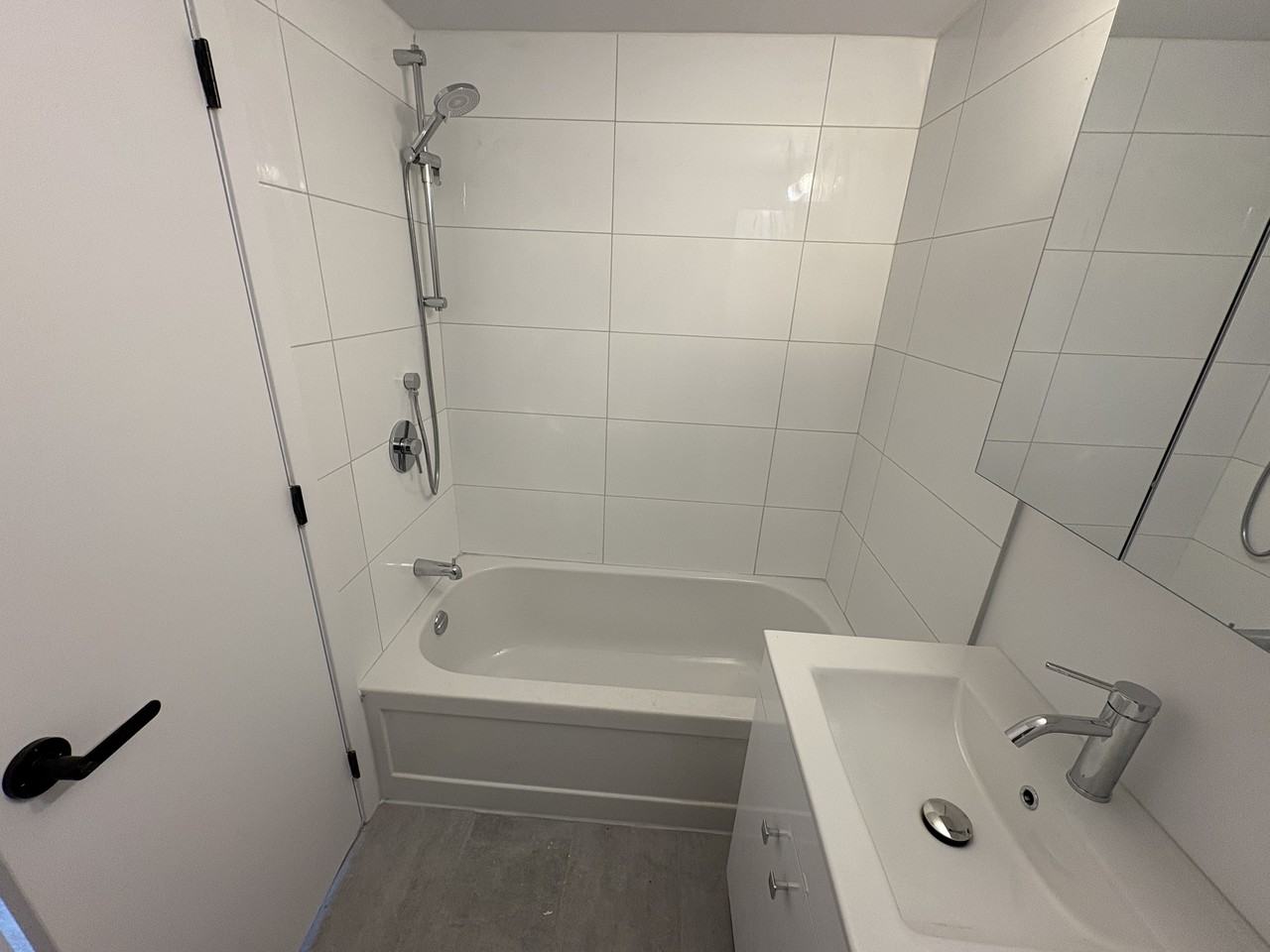 6070 Boulevard Joseph-Renaud #207 - Photo 4 of 11