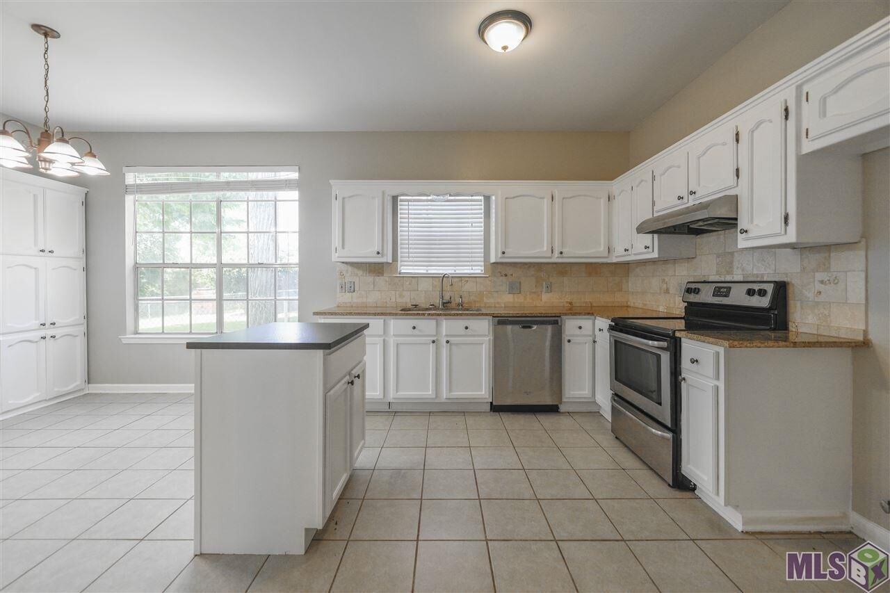 7131 Point Avery Dr #1 - Photo 3 of 17