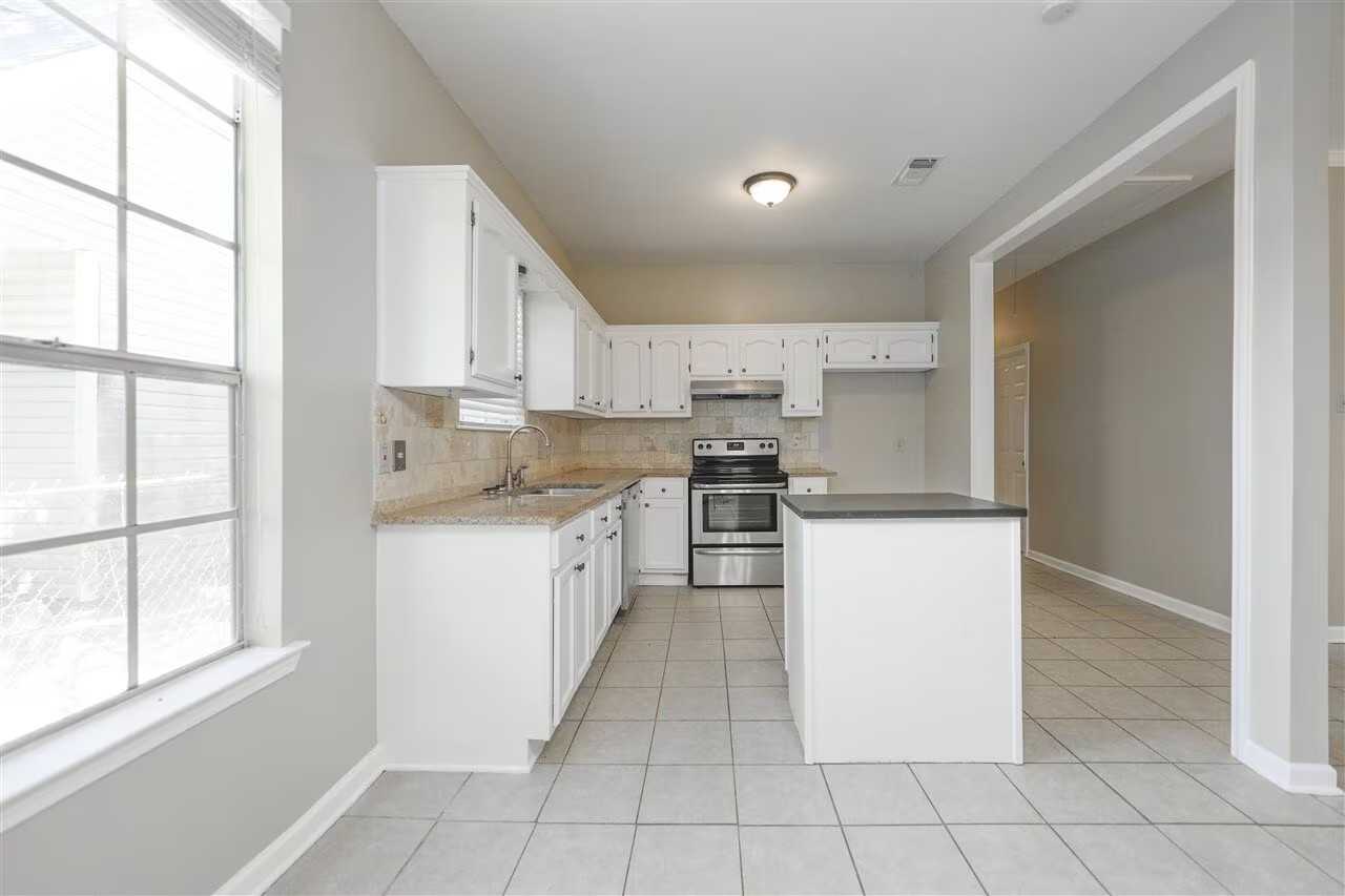 7131 Point Avery Dr #1 - Photo 4 of 17