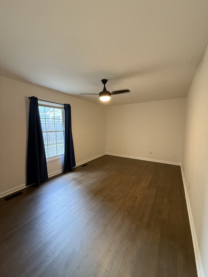 6368 Ivy St #A - Photo 6 of 8