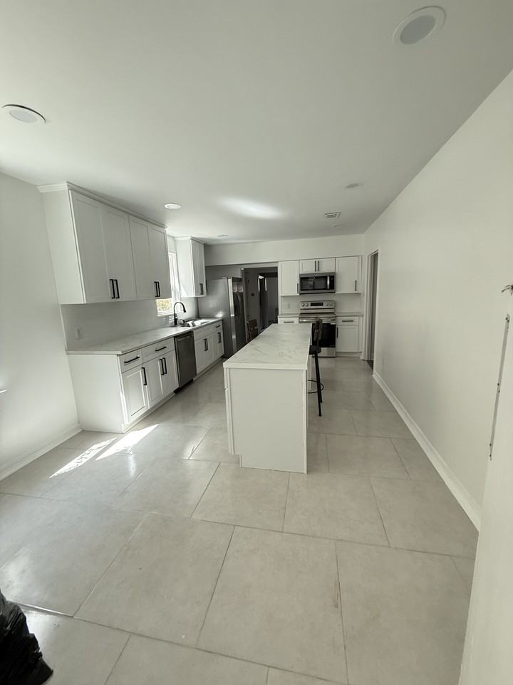 7801 Saint Charles Ave #1 - Photo 3 of 21