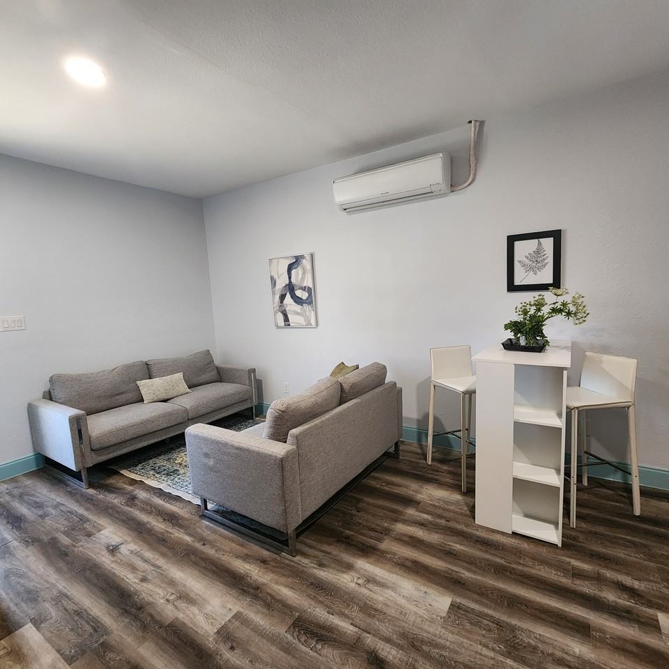 199 Harvard Avenue - Photo 5 of 10