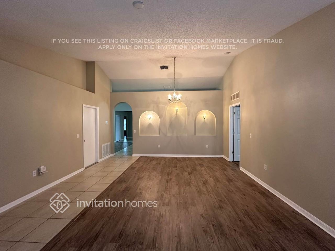 2165 Clearwater Dr - Photo 4 of 21