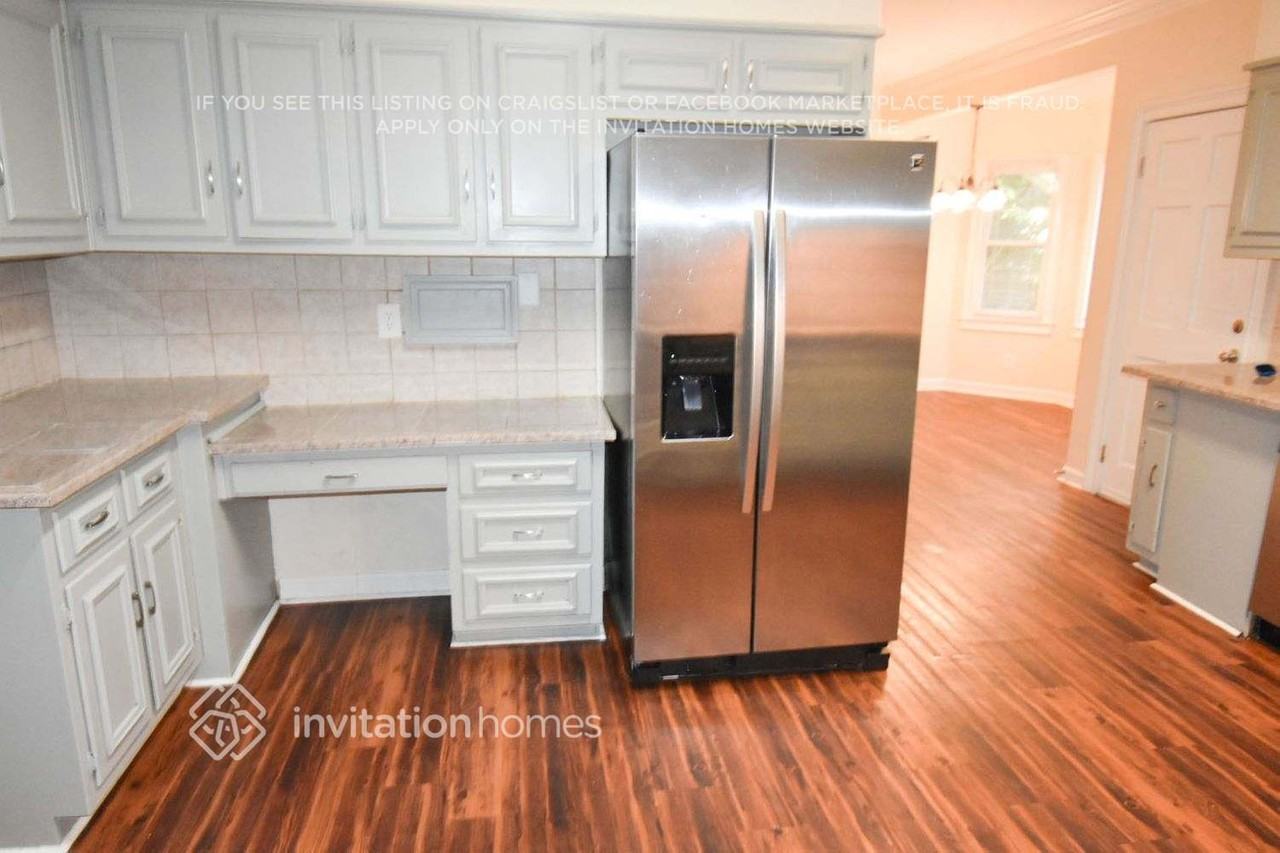 5503 Wylstream - Photo 4 of 15