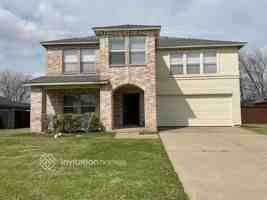 featured image of 12002 Peachtree Ln