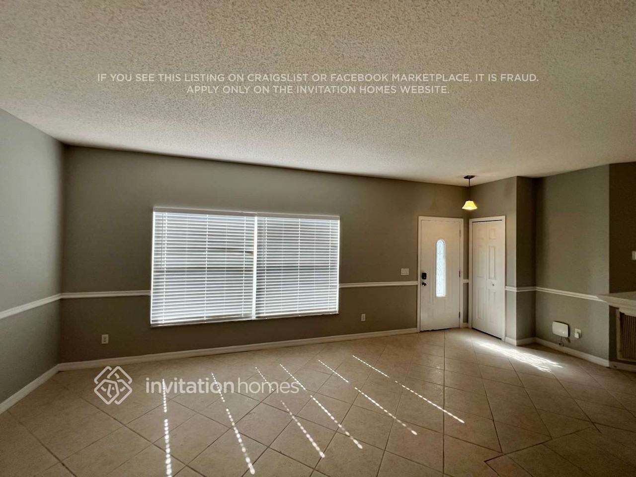 1385 Se Proctor Ln - Photo 4 of 26