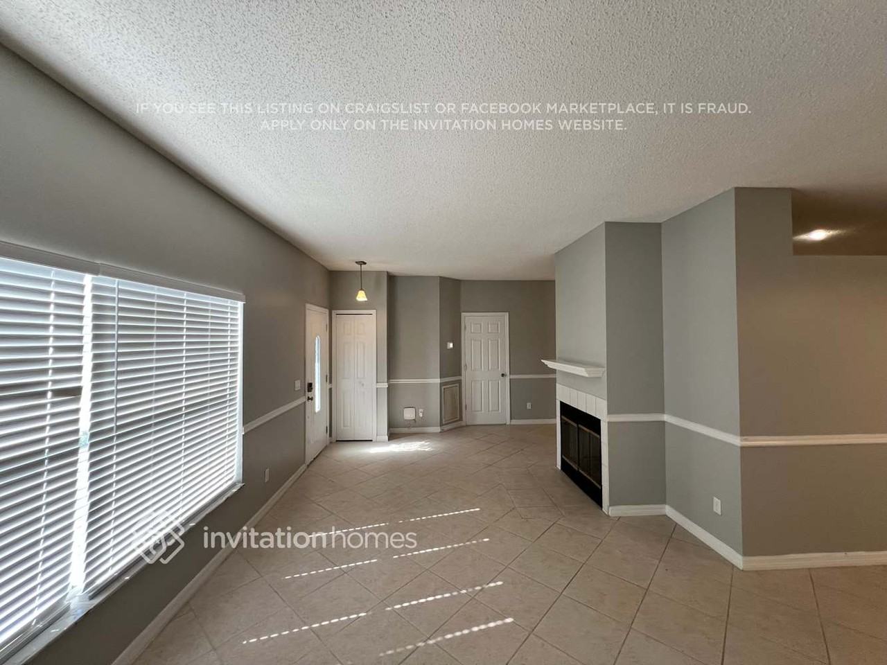 1385 Se Proctor Ln - Photo 5 of 26