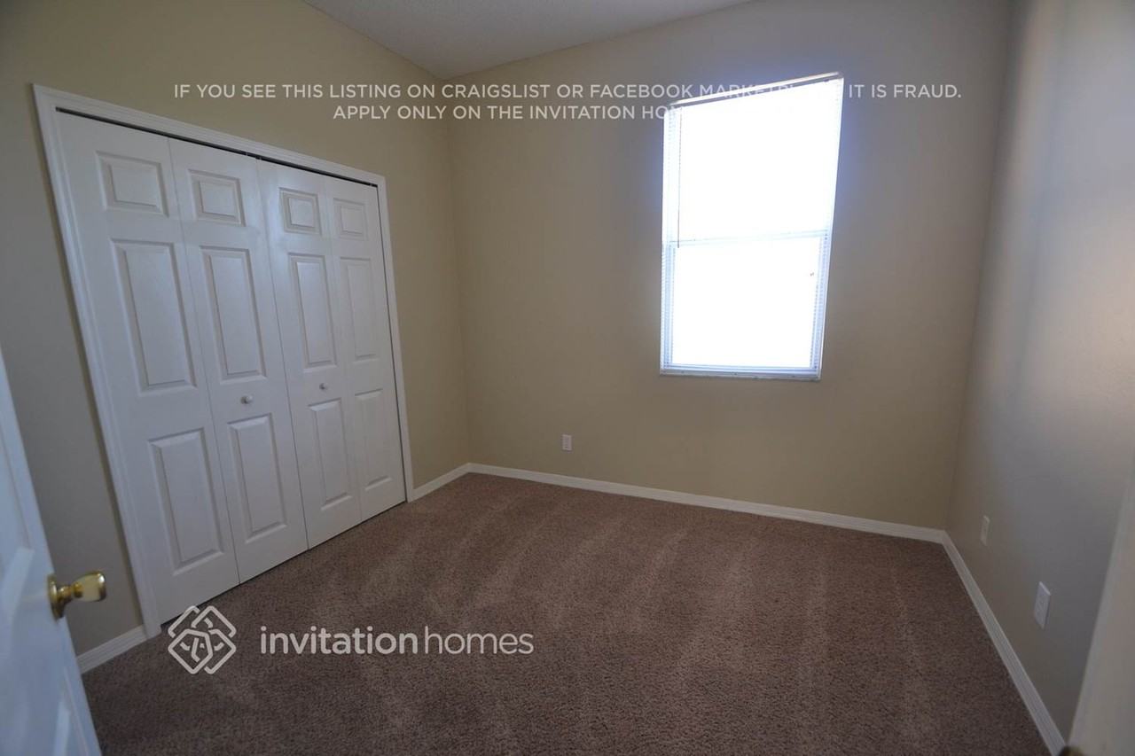 12113 Kendra Ct - Photo 2 of 9