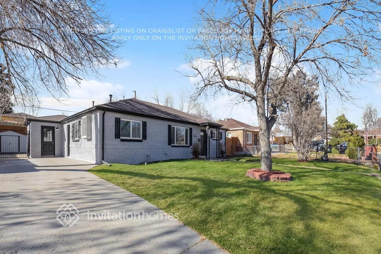 1620 Carrol Ct - Photo 2 of 16