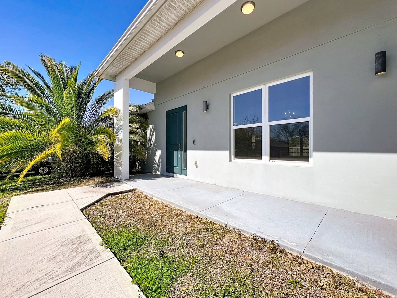 1855 Edith St Ne #1 - Photo 2 of 25