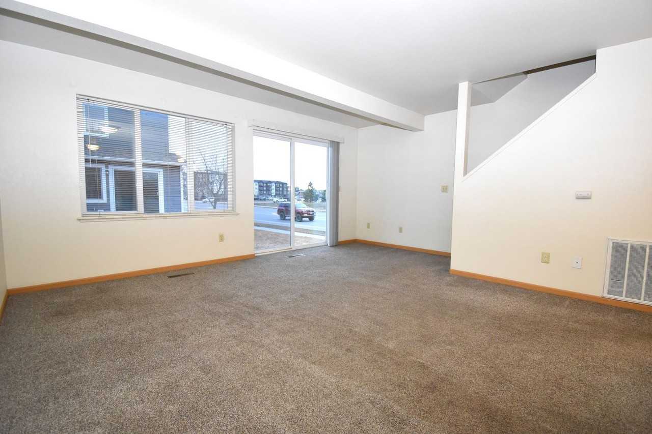 2451 Wheeler Dr #D - Photo 4 of 21