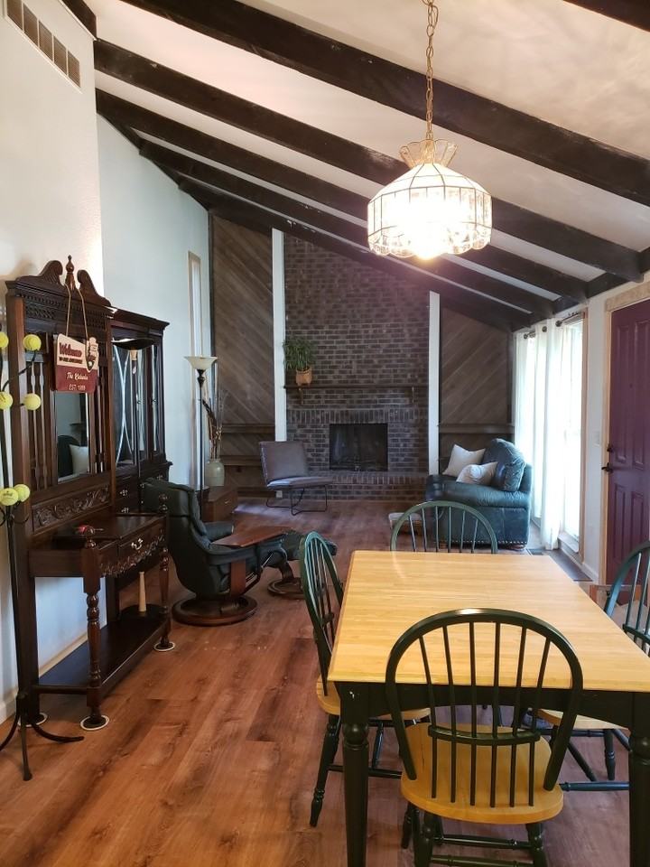 515 E 14th North St - Photo 4 of 16