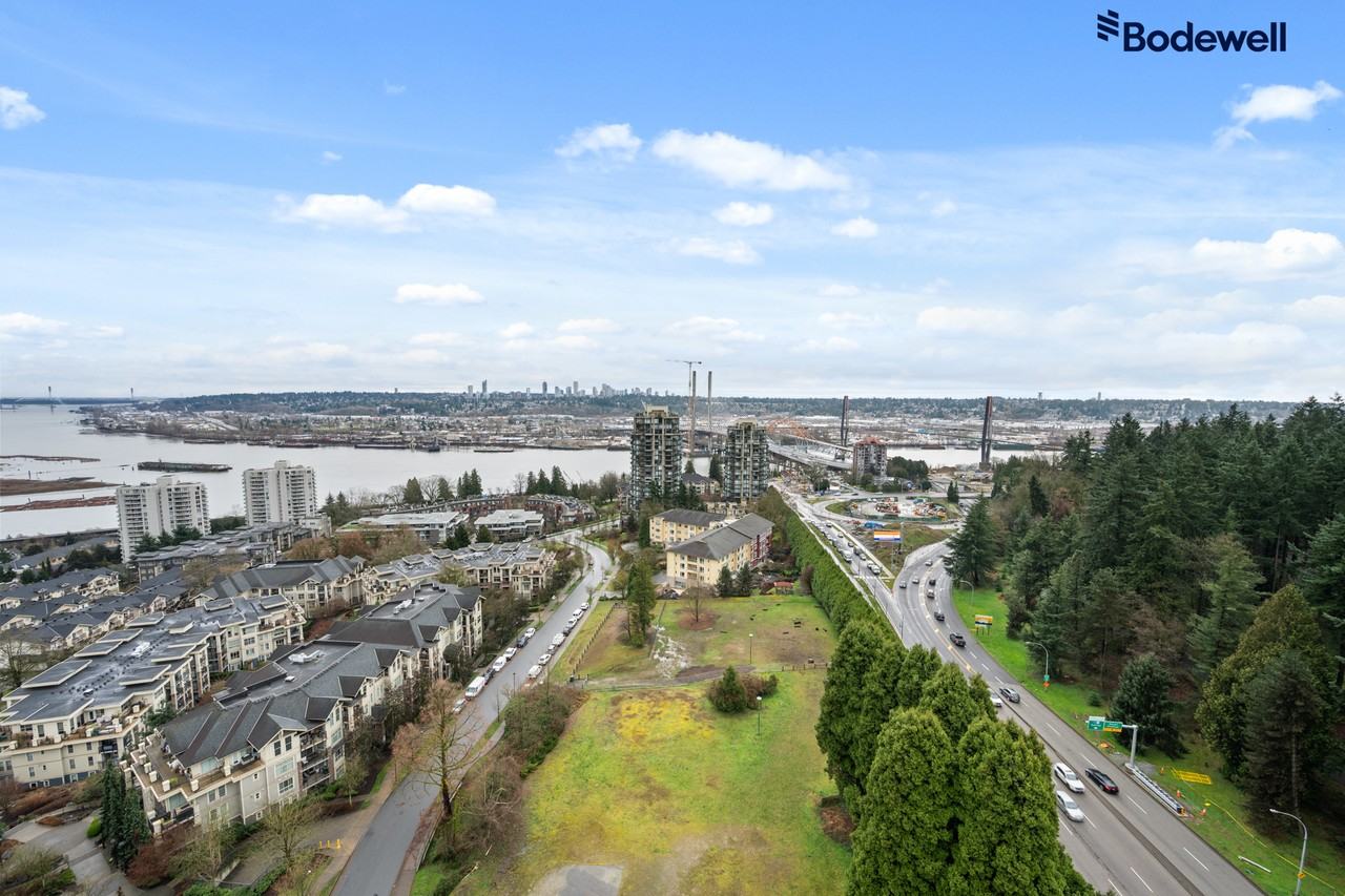 The Carlyle at Victoria Hill - Photo 2 of 18