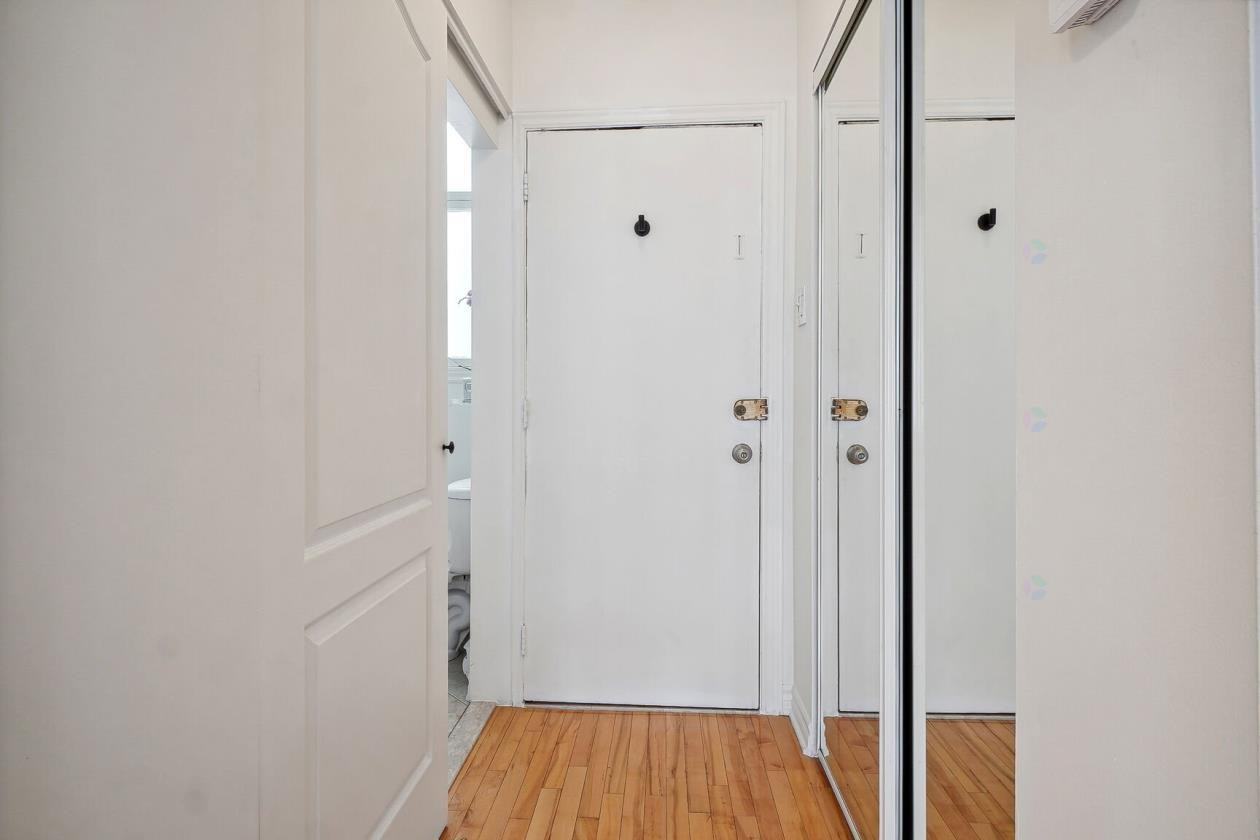 2172 Gauthier #2 - Photo 6 of 16