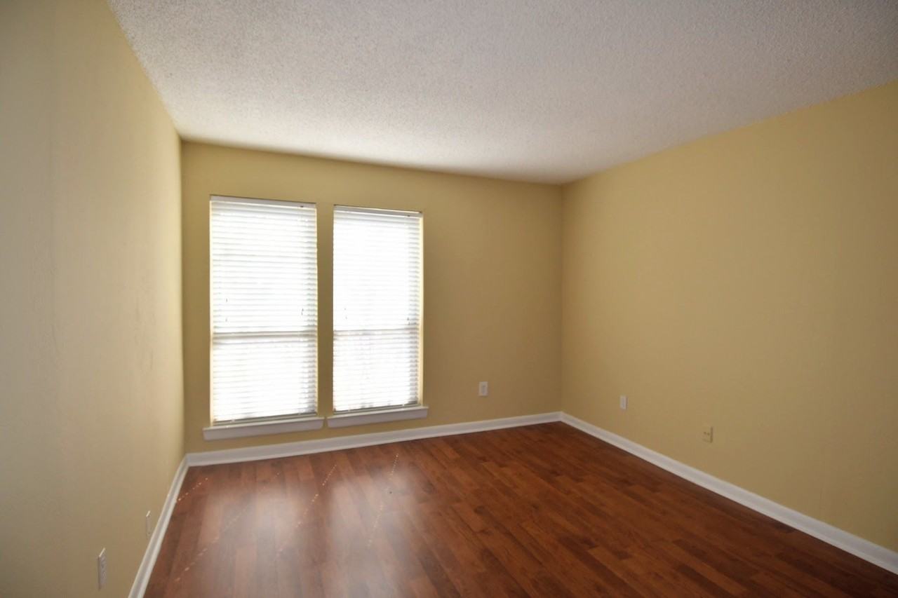 6747 Quail Hollow Ct - Photo 6 of 11