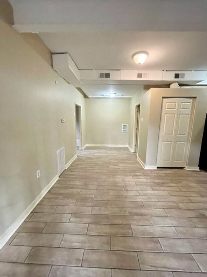 929 Mcalway Rd - Photo 6 of 14