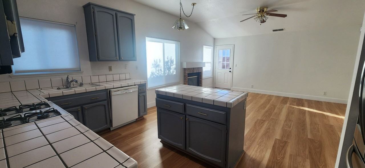 4804 Story Way - Photo 7 of 18